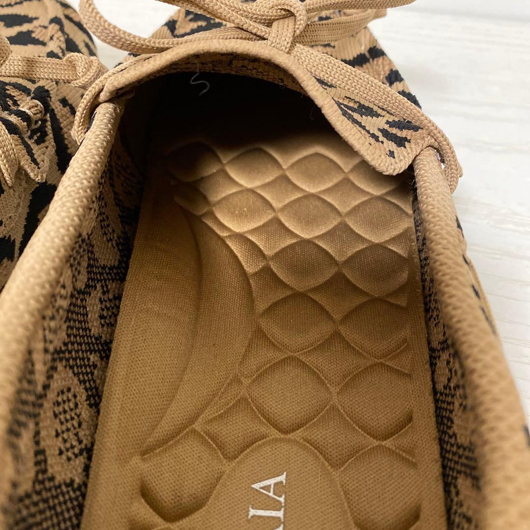 ビバイアVIVAIAスクエアトゥ モカシンタイプ ローファーヒョウ柄39サイズ