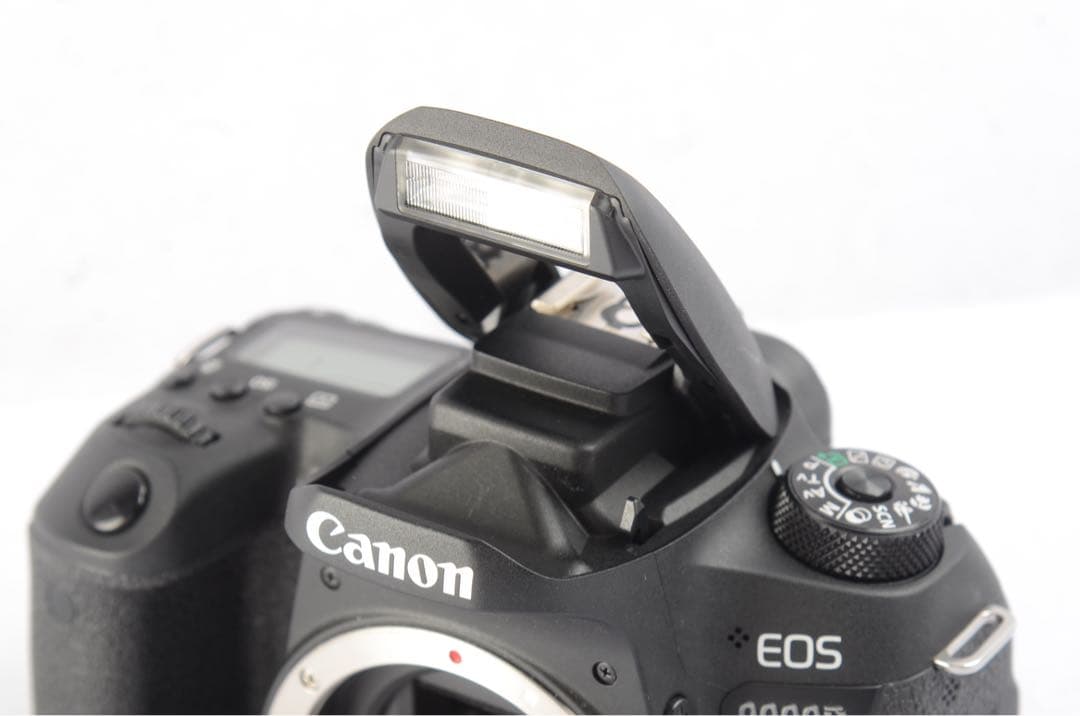 ■ 美品 ■ Canon EOS 9000D ボディ 708-20A