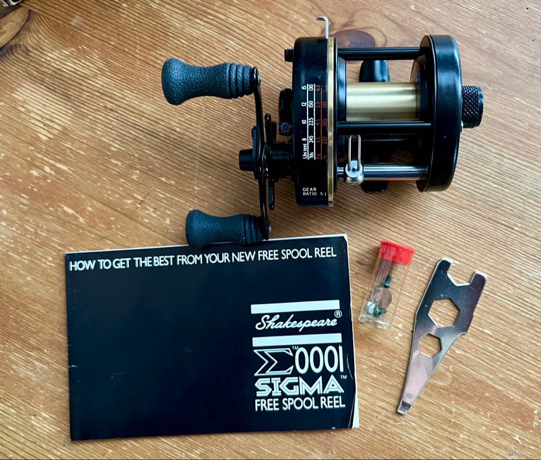超美品！　レアなビンテージ　シェークスピア　シグマ　0001 ベイトリール CA
