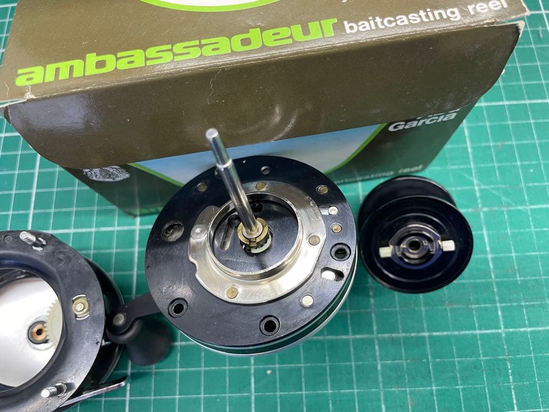 ABU Garcia アンバサダー 4600C 右ハンドル