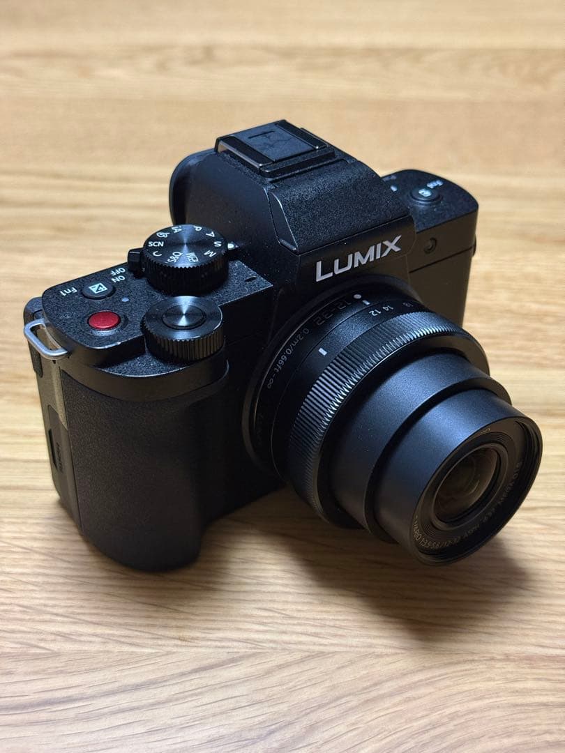 美品 Panasonic LUMIX DC-G100DK 標準ズームレンズキット