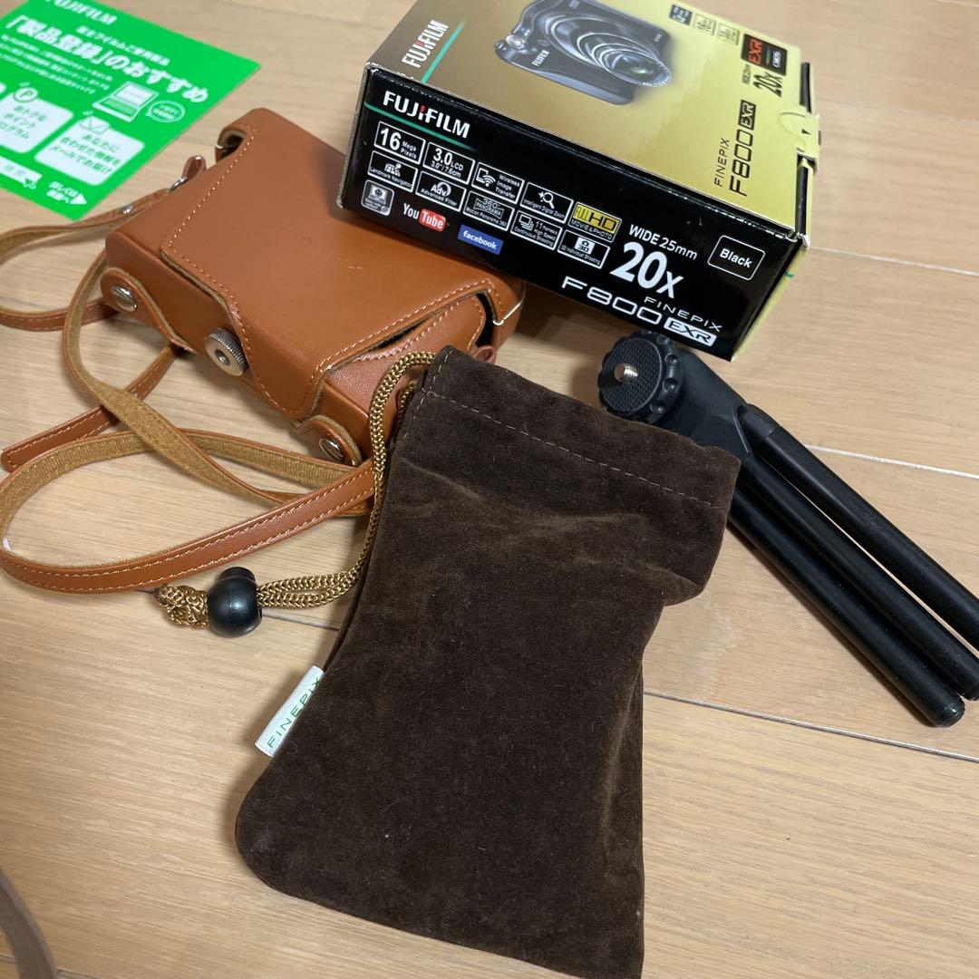 付属品完品・動作良好 FUJIFILM FINEPIX F800 EXR カメラ