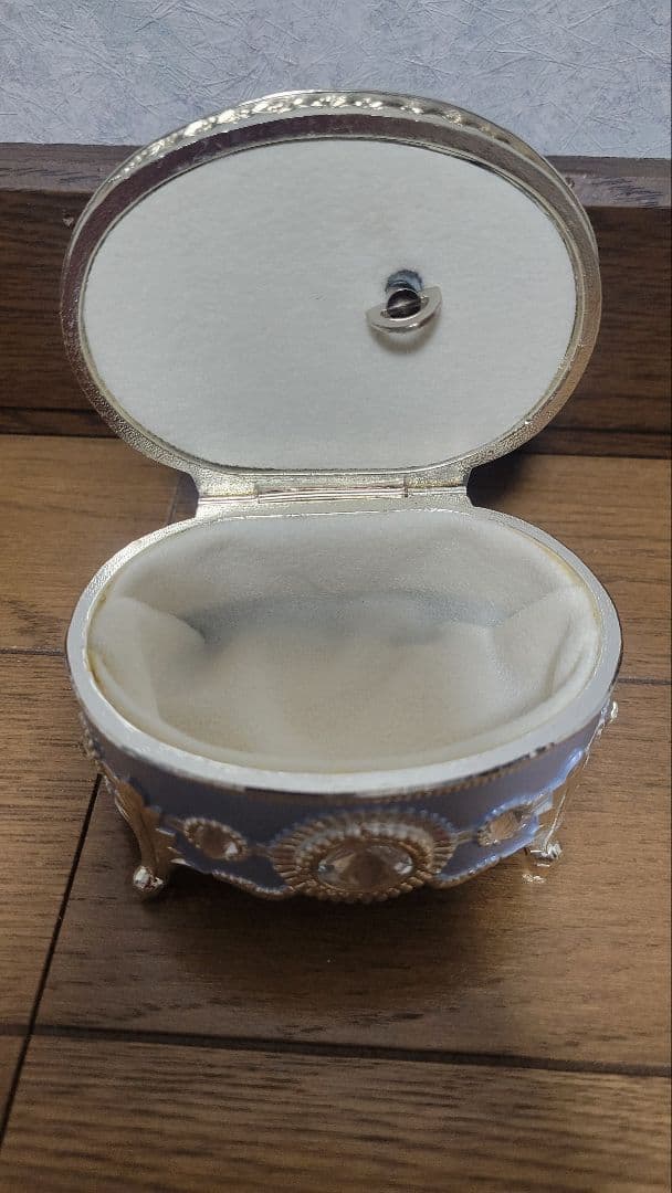 スワロフスキー　サンキョー アンチモニー　オルゴール　星に願いを