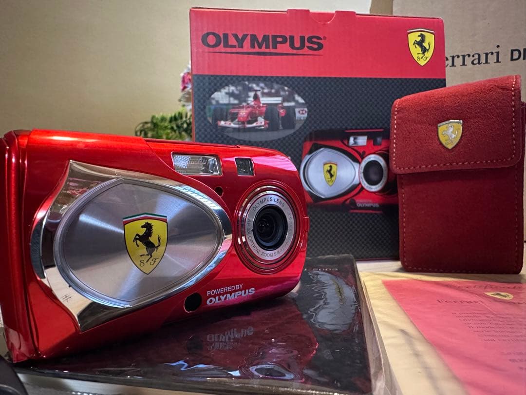 超レア オリンパス フェラーリ デジタルカメラ 2003 限定 不動 ジャンク