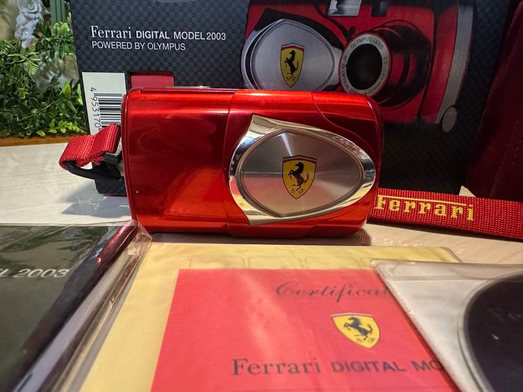超レア オリンパス フェラーリ デジタルカメラ 2003 限定 不動 ジャンク