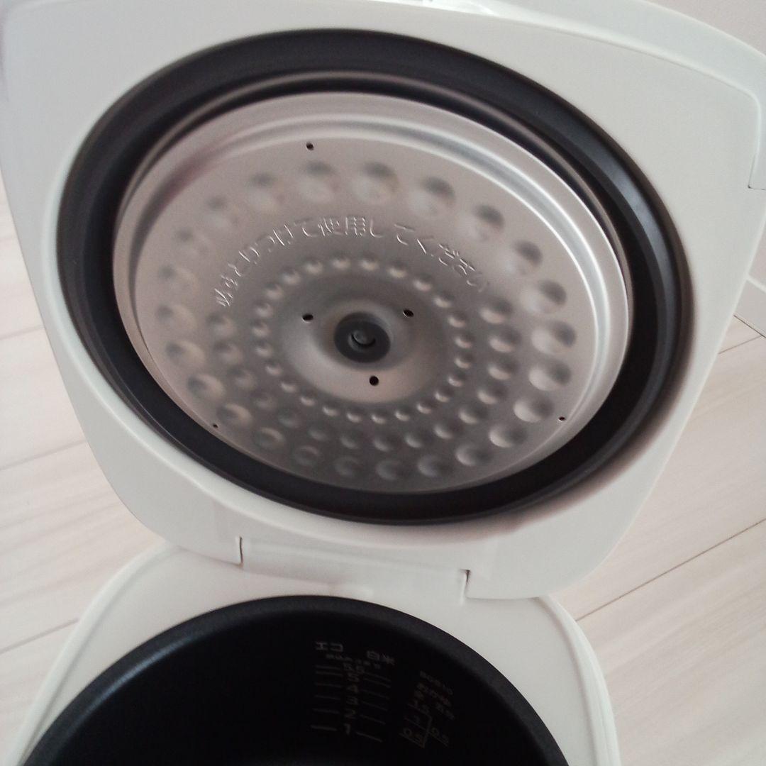 (中古品)　TIGER ホワイト炊飯器 デジタル表示