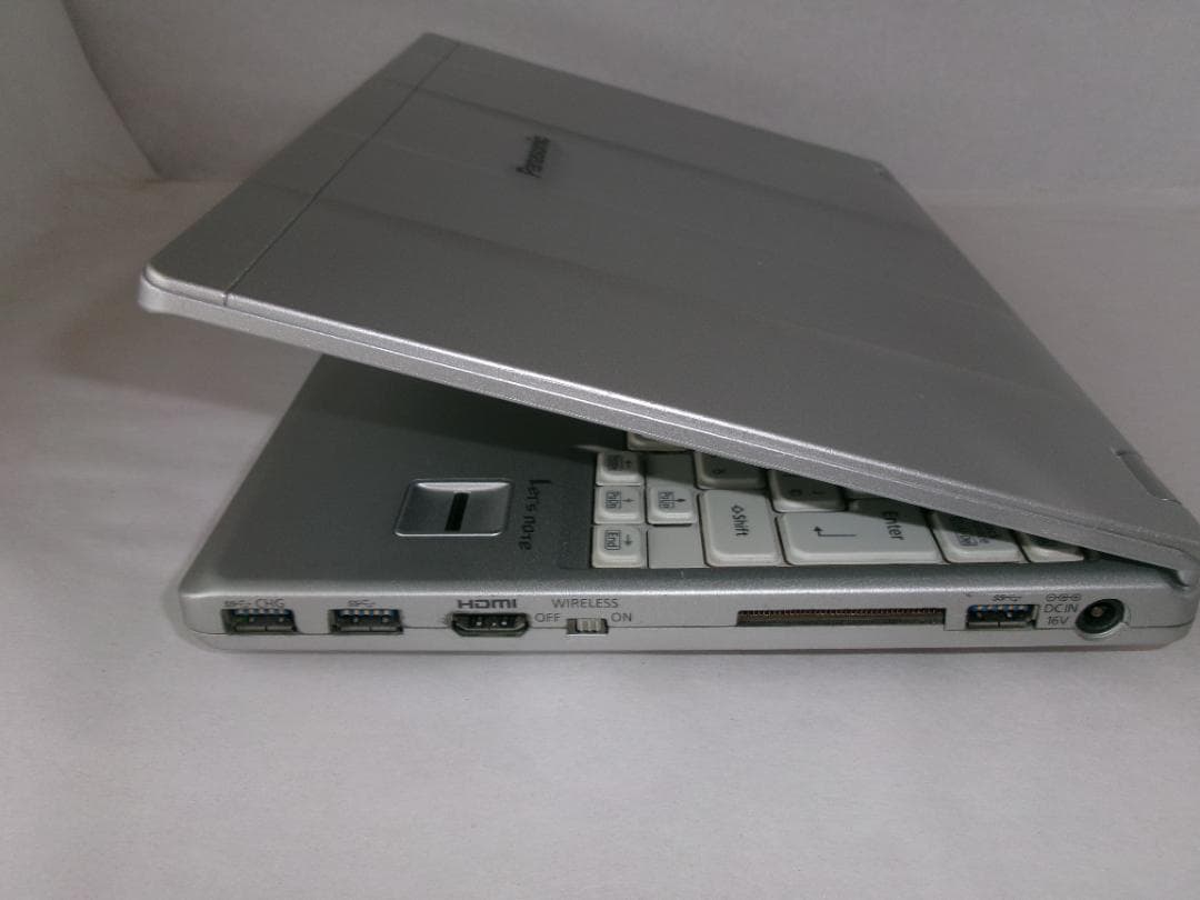 7世代i5！SSD256GB Panasonic CF-SZ6