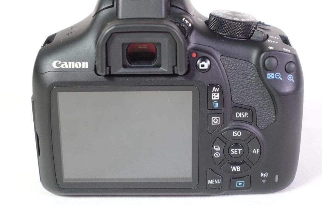 Canon EOS KISS X80 デジタル一眼レフカメラ ジャンク品