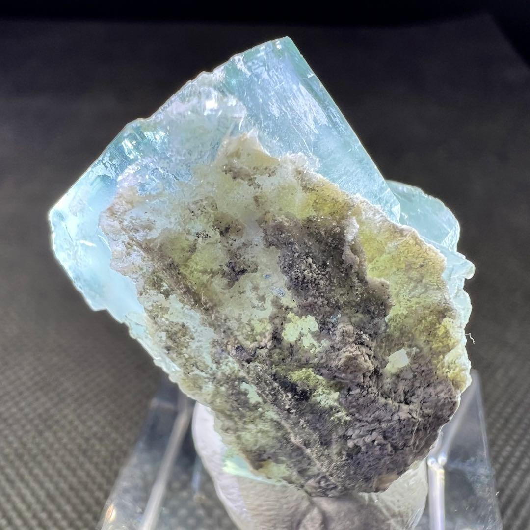 ヤオガンシャン　ライトグリーン　ブルーウィンドウ　パープルファントムフローライト