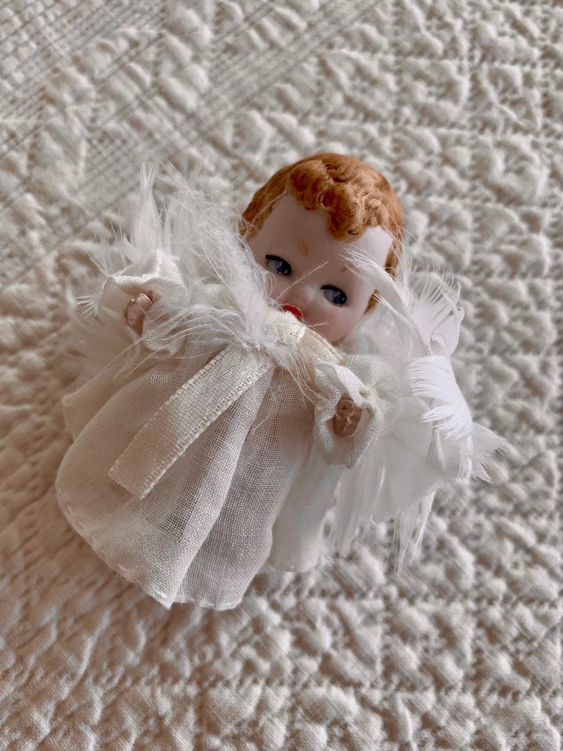 フランスビンテージ/アンティークパニエ＆スノーベビー＆Hertwigビスクドール