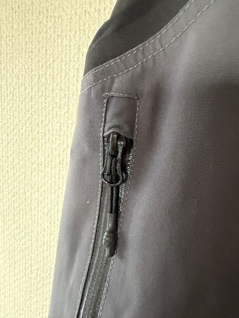 アウトドア用オーバーオールパンツ 黒グレー