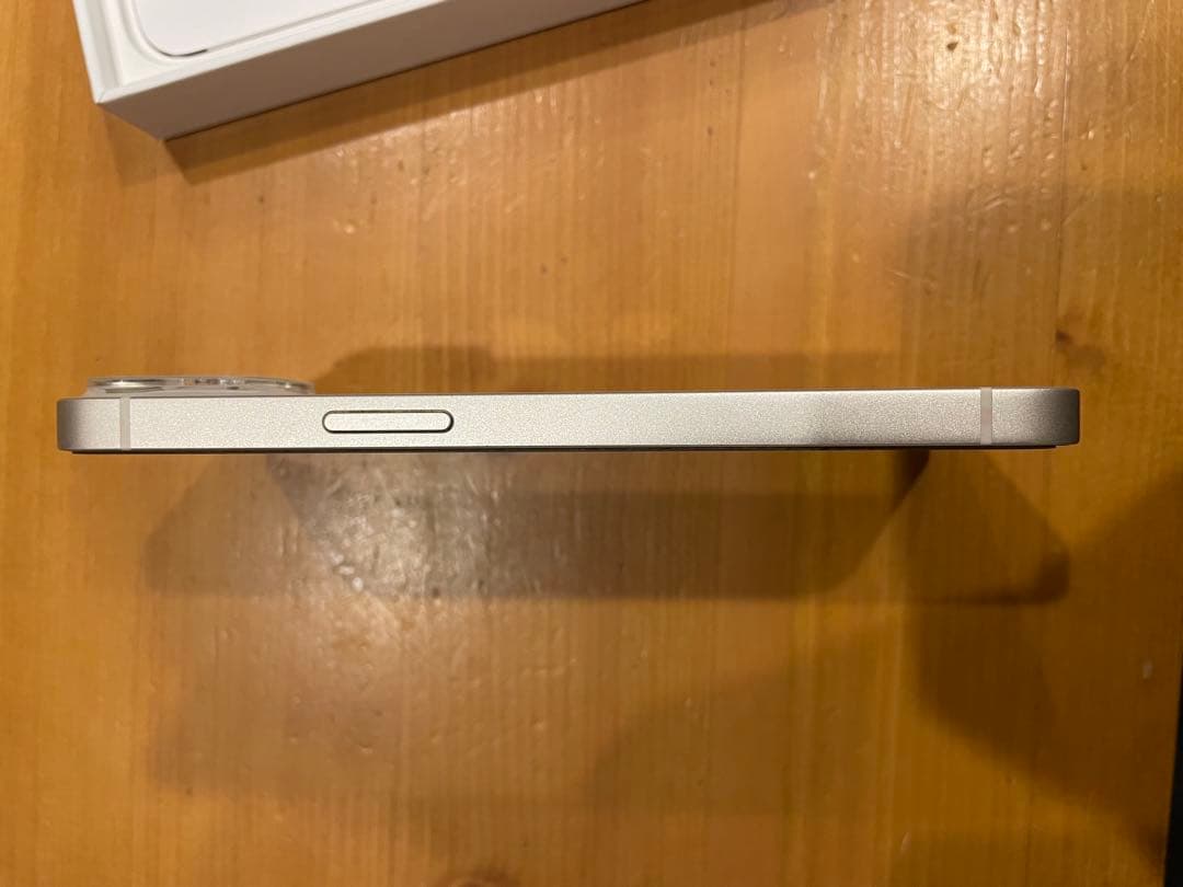 Apple iPhone 13 128GB 海外版