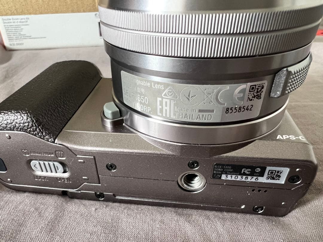 ちゃーちゃん。専用 SONY α 5100 ミラーレスカメラ E ダブルレンズ