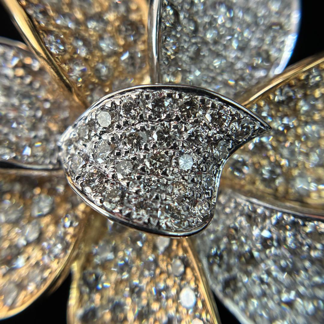 Mioya ！K18 豪華 ダイヤモンド 花びらモチーフ ブローチ