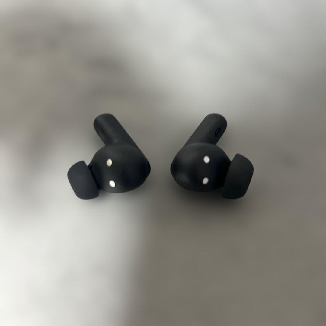 イヤホン JBL Live Beam 3