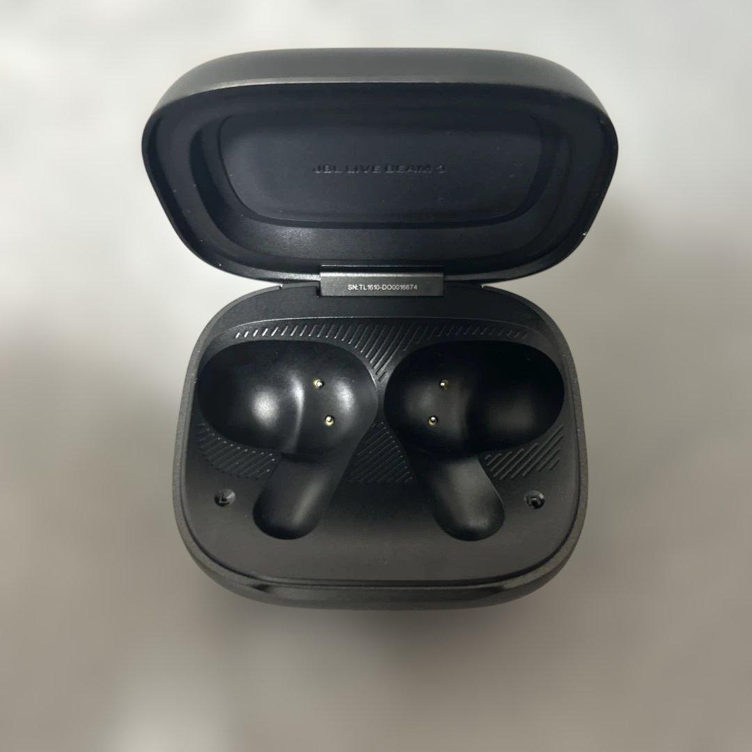 イヤホン JBL Live Beam 3