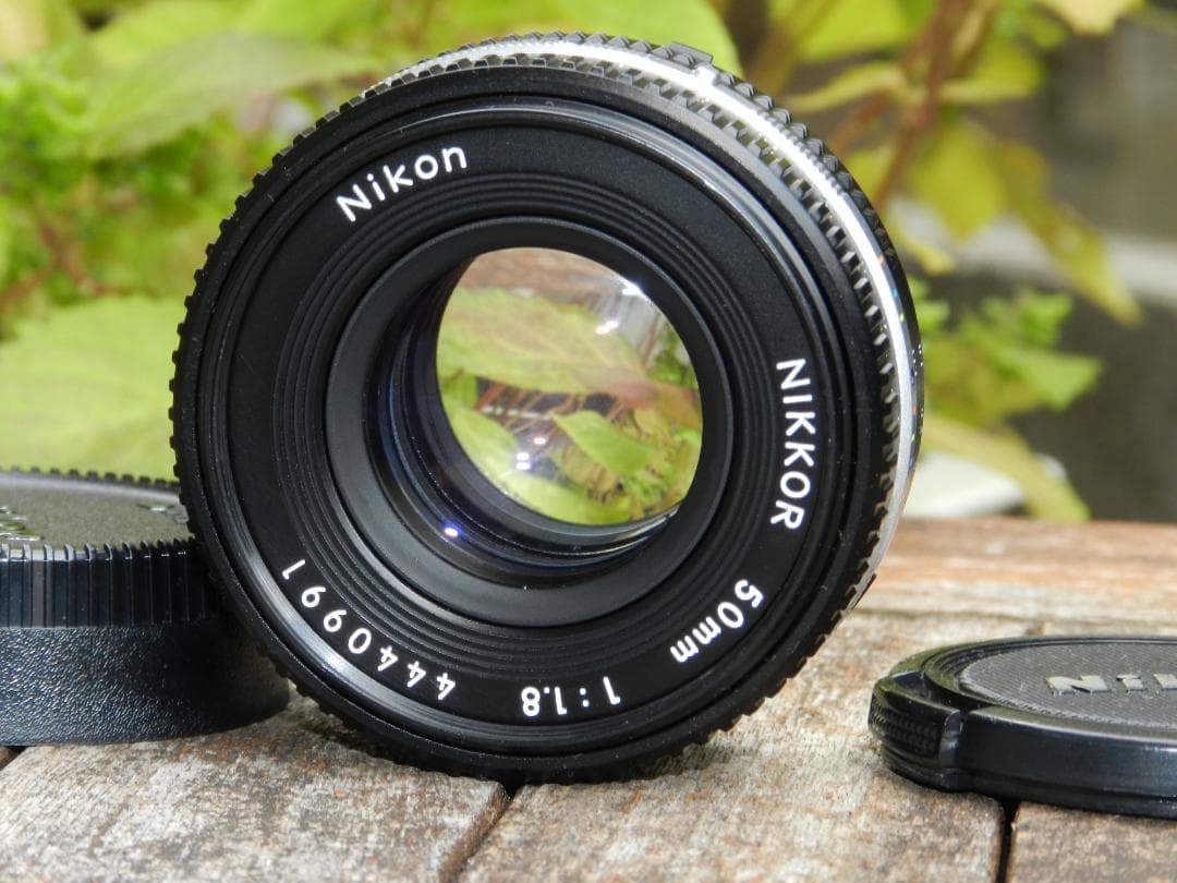 美品　Nikon NIKKOR 50mm f/1.8 パンケーキレンズ　即撮影可