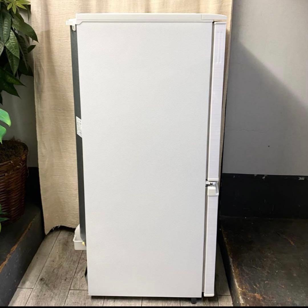 SHARP社☆2020年製メルカリだけど安心のキレイめ冷蔵庫