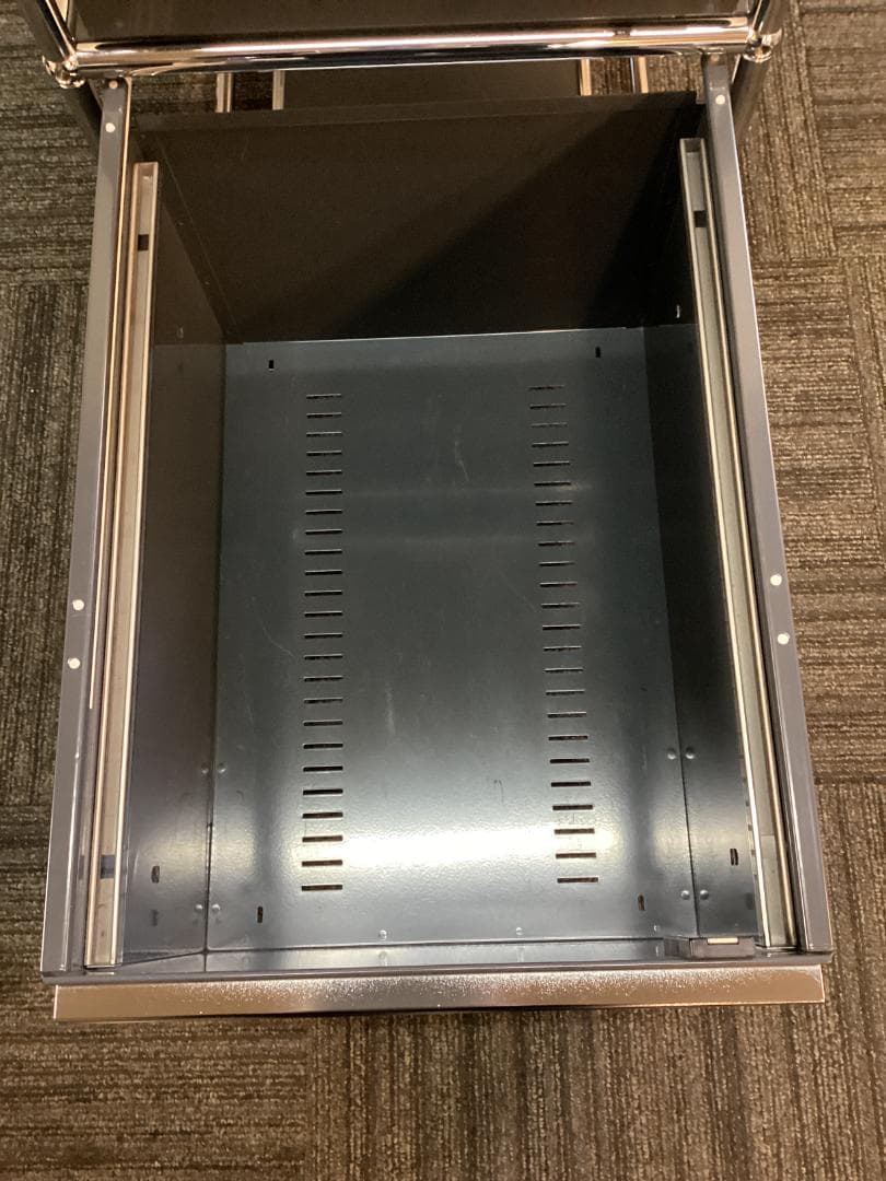 鍵付き　USMハラー　ロールボーイ　２段　デスクワゴン　アントラサイト　D