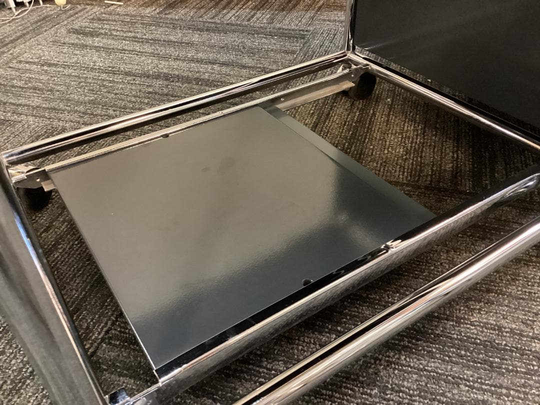 鍵付き　USMハラー　ロールボーイ　２段　デスクワゴン　アントラサイト　D