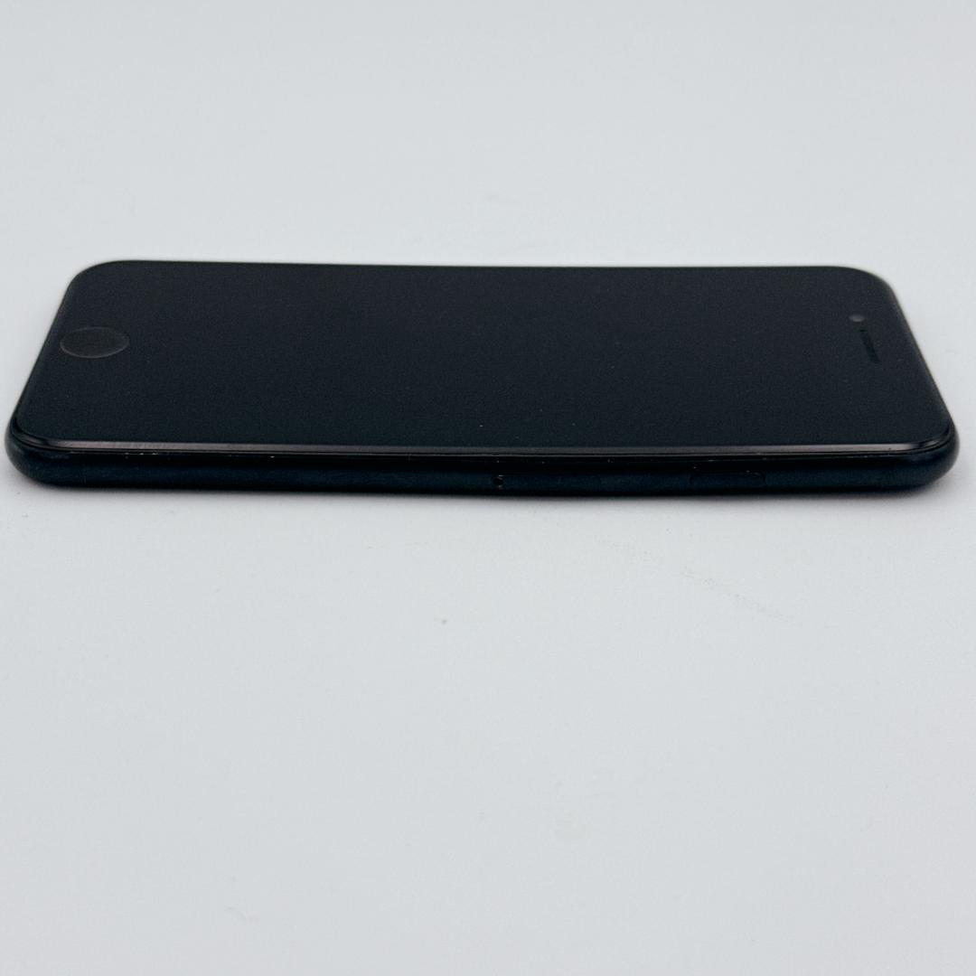 【美品】iPhoneSE 第3世代 64GB SIMフリー スターライト