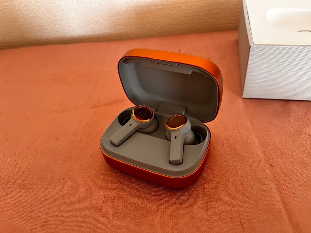 イヤホン Bang & Olufsen Beoplay Eleven Copper