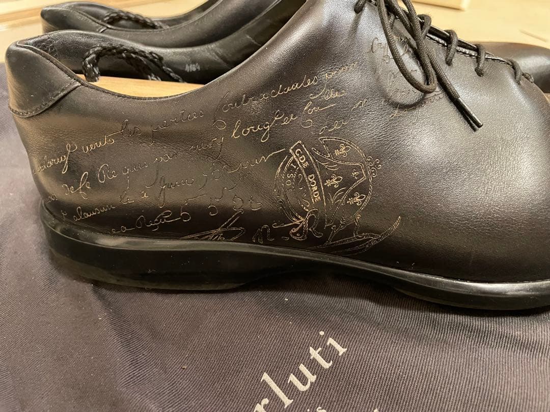 Berluti ブラック UK9 レースアップシューズ 保存袋付き パティーヌ