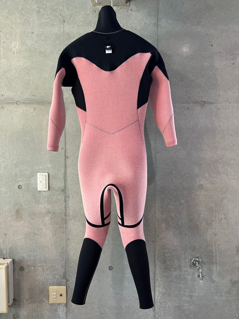 ✨【４R・美品】O’NEILL SUPERFREAK 5×3 セミドライ LB✨