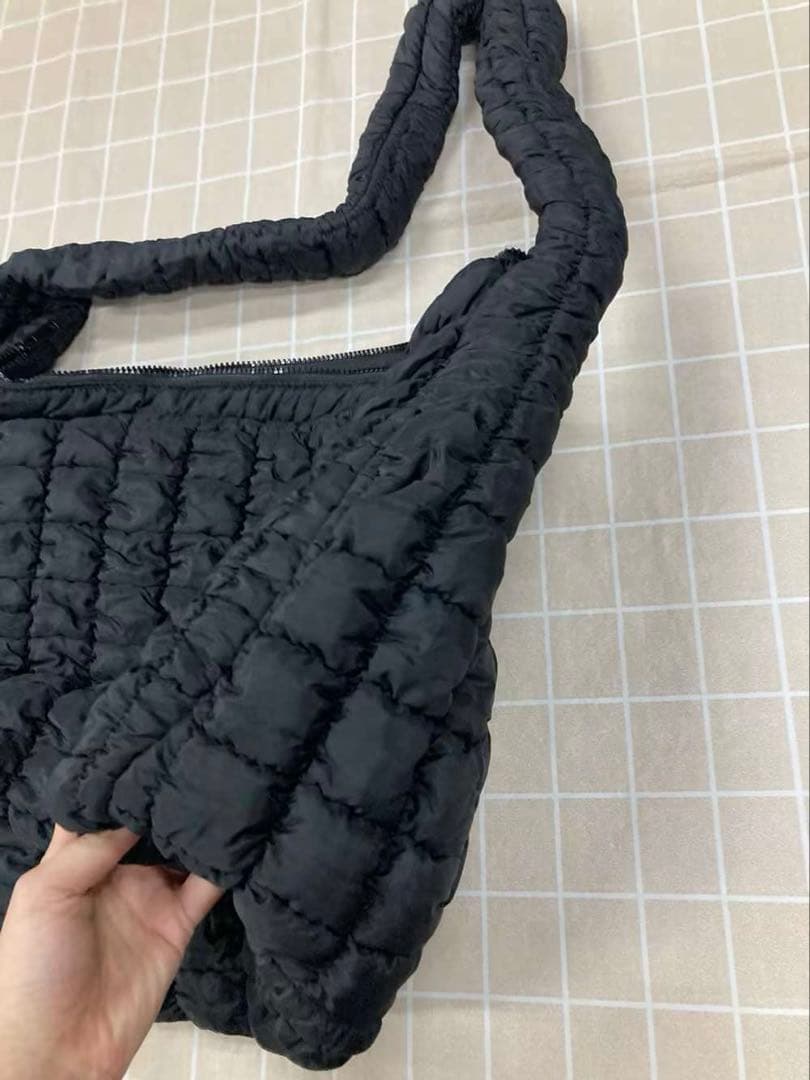 COSブラック キルティング ショルダーバッグ