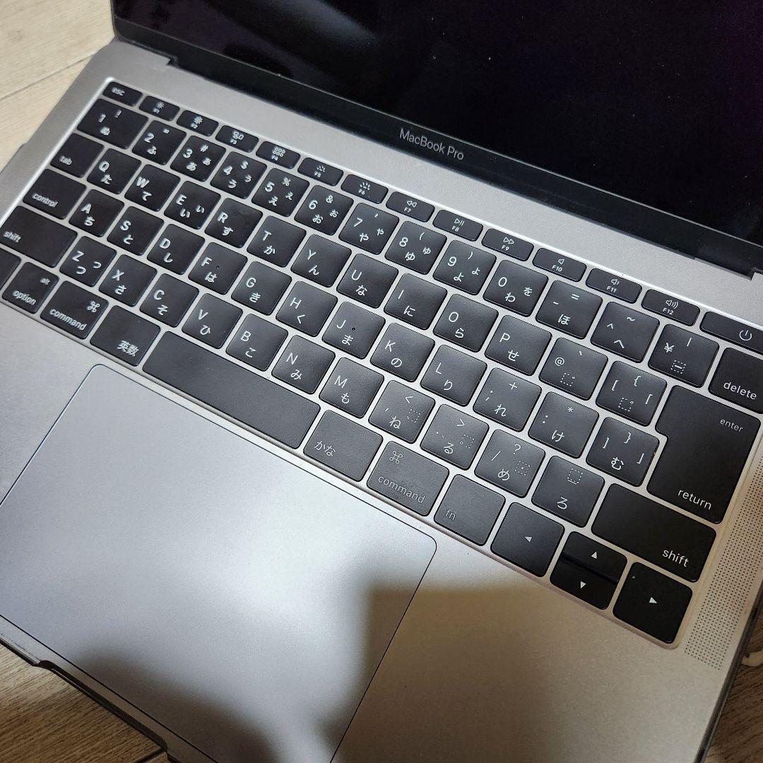 Apple MacBook Pro 13インチ 2016 A1708