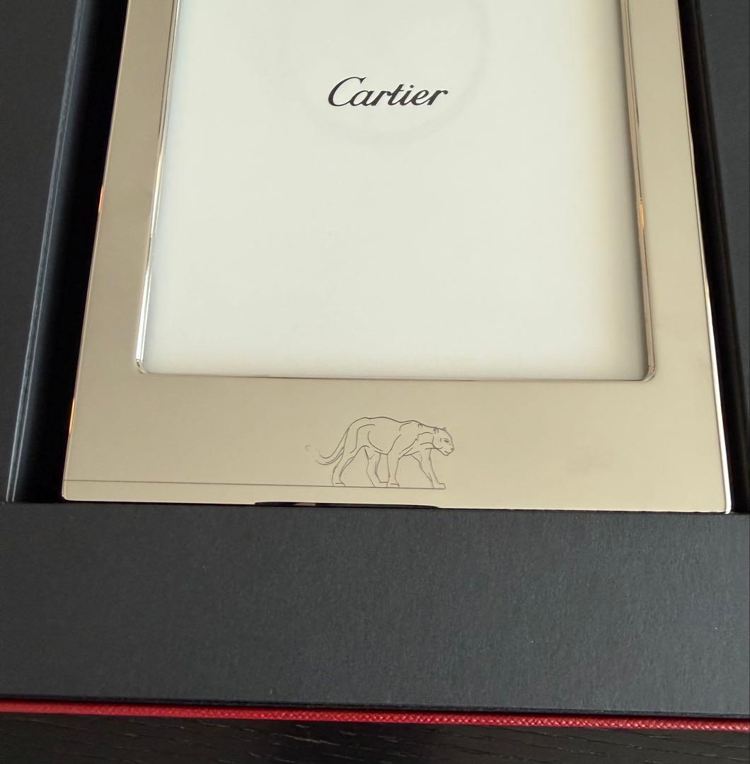 Cartier シルバー写真額縁 トラの彫刻付き