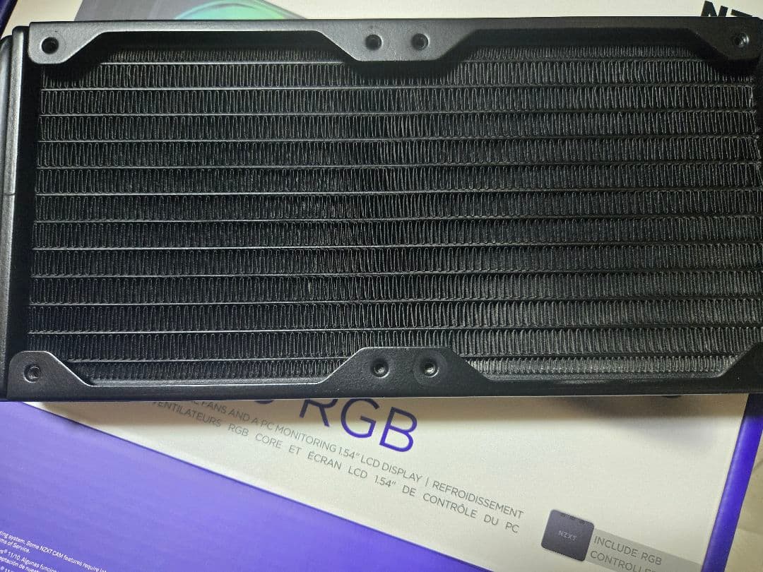 NZXT Kraken 240 RGB 液体クーラー