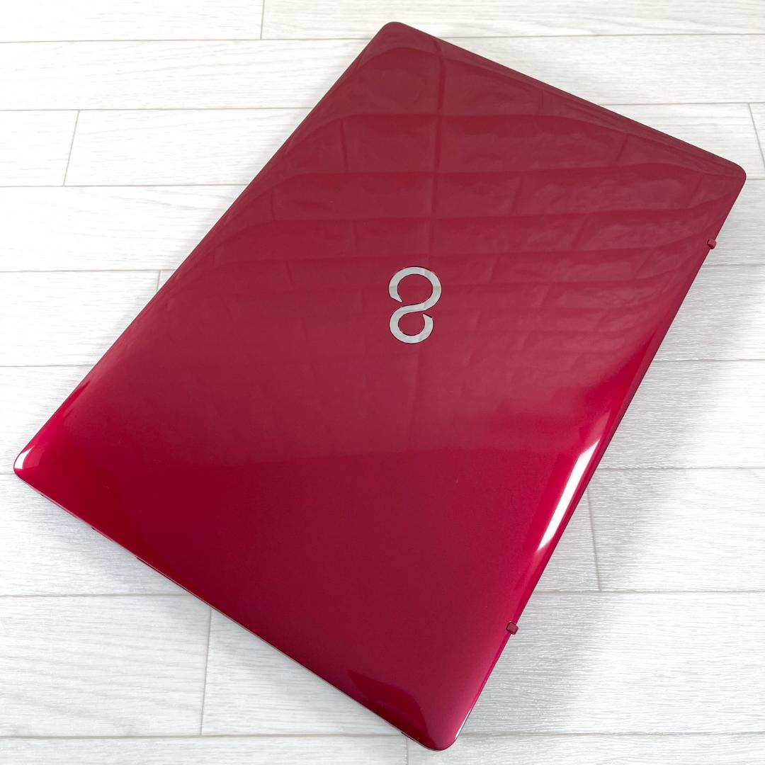 富士通 i7 新品SSD512G メモリ16 Windows11 ノートパソコン