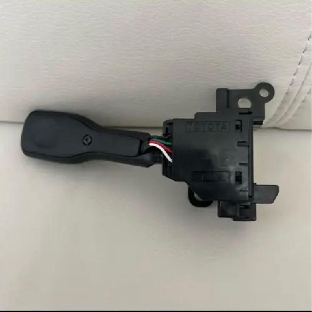 新品☆安心のトヨタ純正200系 ハイエース☆光るクルコンスイッチ レバー