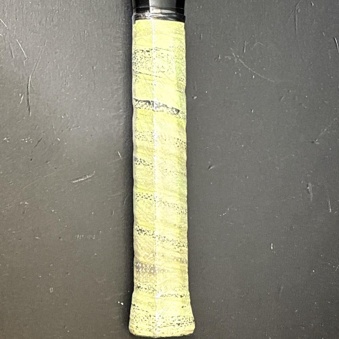 YONEX EZONE 100　ヨネックス　イーゾーン　硬式テニスラケット