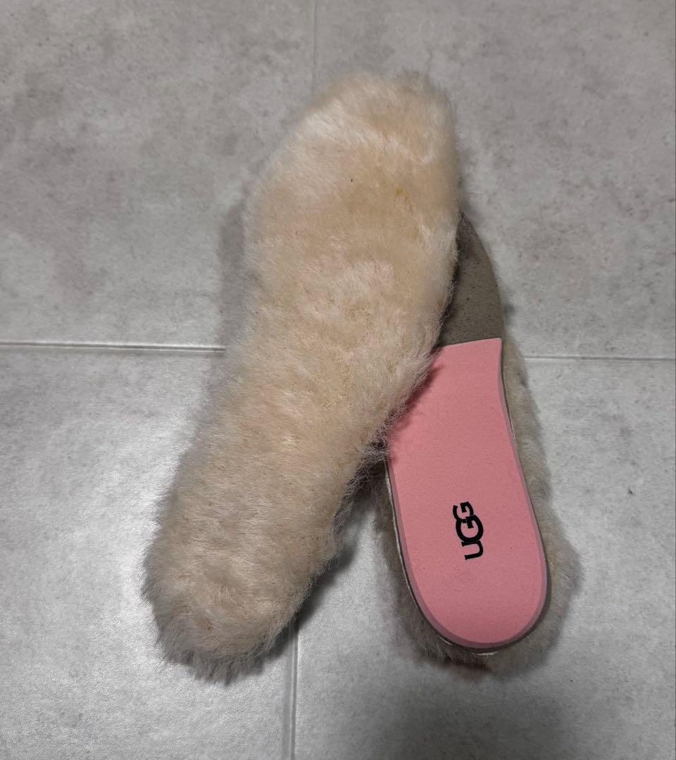 新年割✨UGG 【クラシックマキシ】ブーツ ブラック 24㌢✴︎公式インソール付き