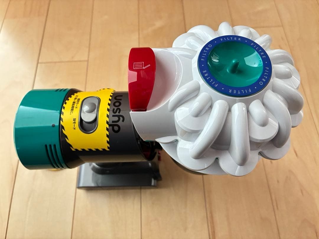 【dyson V7 Mattress HH11】ダイソンコードレスクリーナー