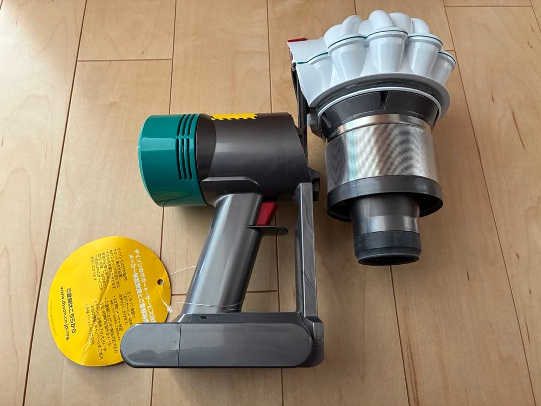 【dyson V7 Mattress HH11】ダイソンコードレスクリーナー