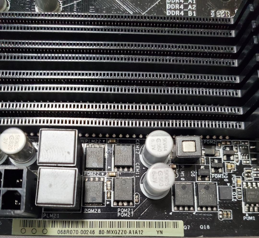 マザーボード ASRock H170 Pro4+CPU i7-7700 +メモリ