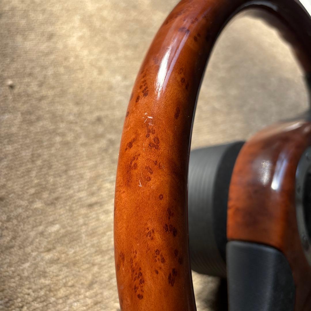 FABULOUS（ファブレス）ステアリング