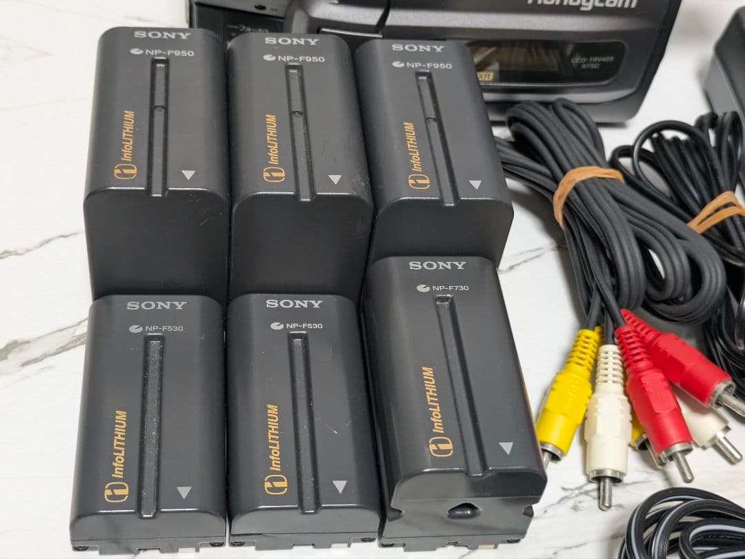 SONY　CCD-TRV425　Video8　規制前ナイトショット　豪華セット