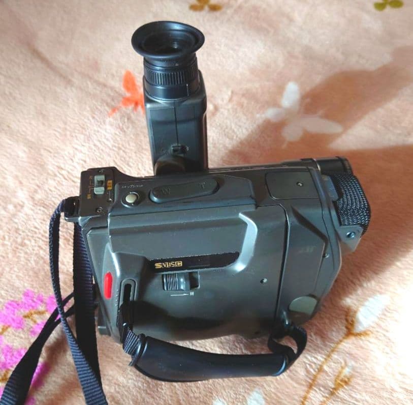 Panasonic S-VHS-C ビデオカメラNV-S9本体 （ジャンク）