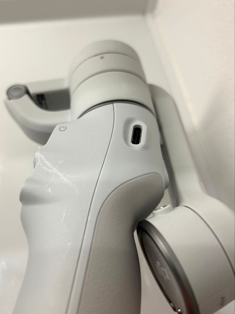 【美品】DJI Osmo Mobile 6 スマホジンバル ／付属品完備