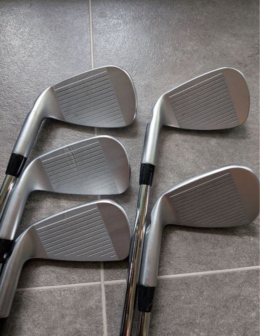 ●美品● ピン i240★モーダス115(S)★6-W★5本★黒ドット★日本仕様