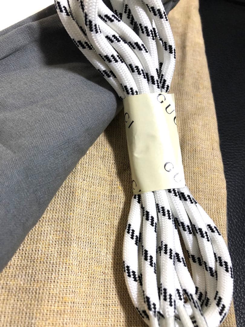 グッチ　バレンシアガ　財布空箱、小物空箱、保存袋、リボン、ショッパー　ブルームス