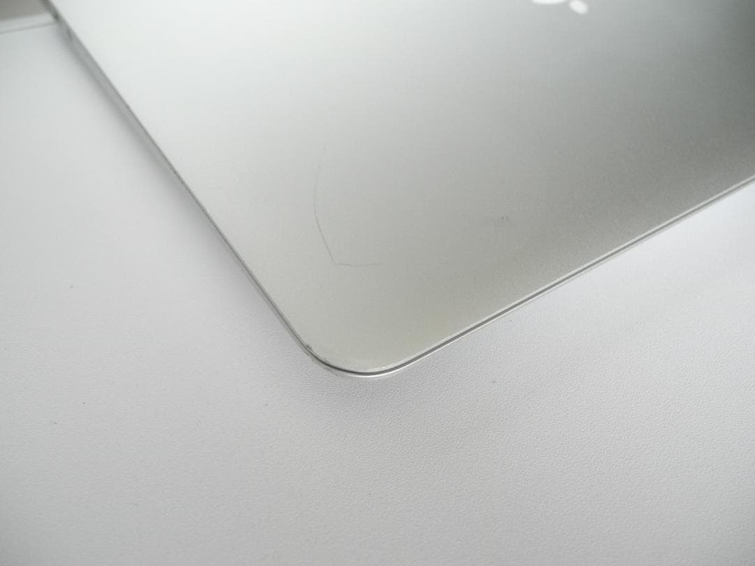 MacBook Air 13インチ 2015 大容量アダプター付き