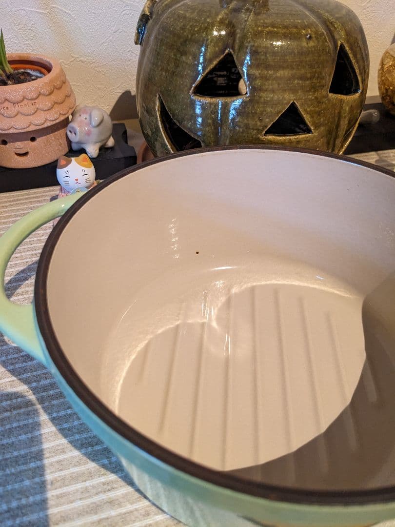 薪*様 バーミキュラ両手鍋 18cmパールグリーン(12/16)少しお値下げ致し