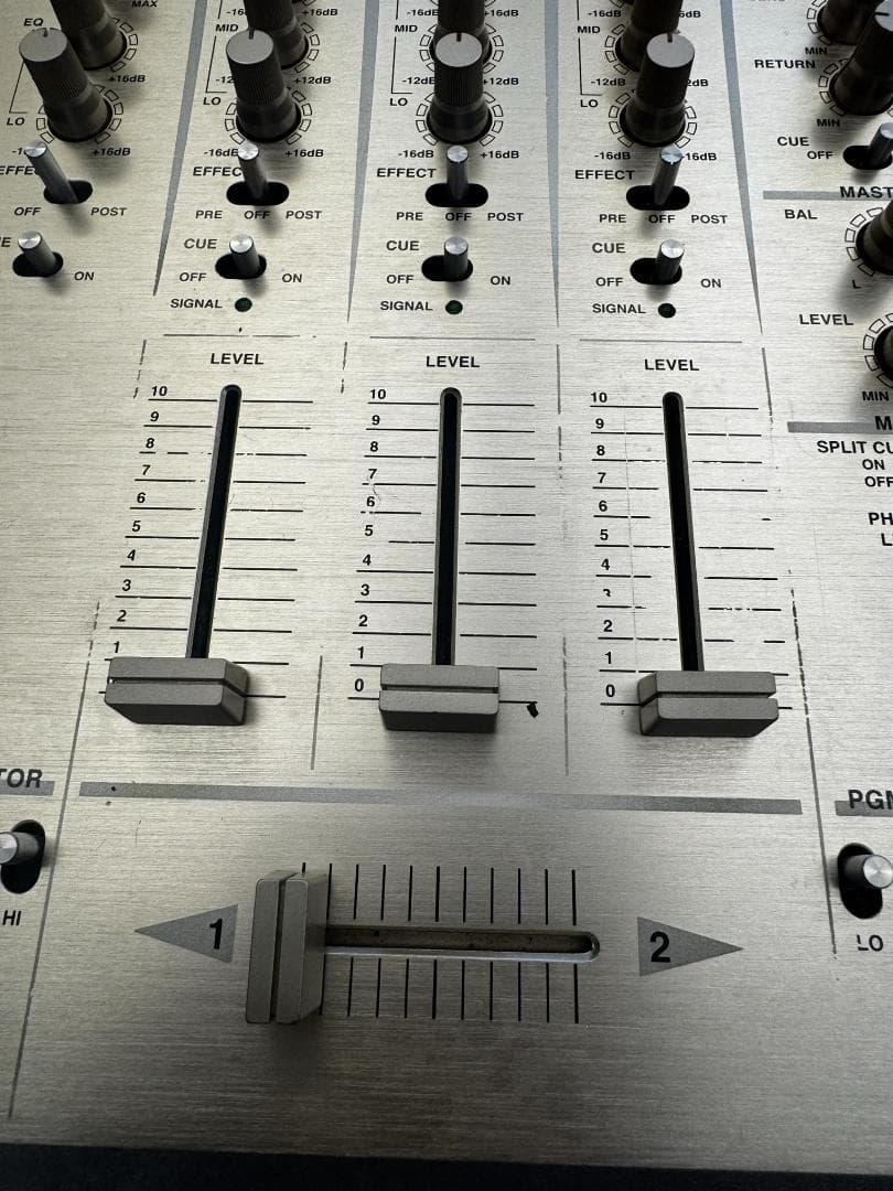 Vestax PCV-275 DJミキサー