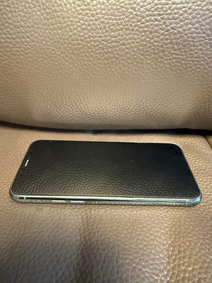 AppleSIMフリー iPhone 11 Pro 64GBグリーン裏ワレ