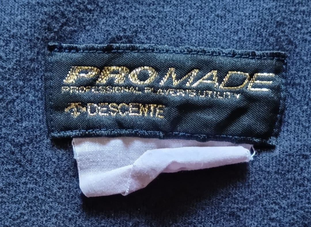 【実使用　サイン】ヤクルトスワローズ　高津　プラクティスシャツ　デサント XA